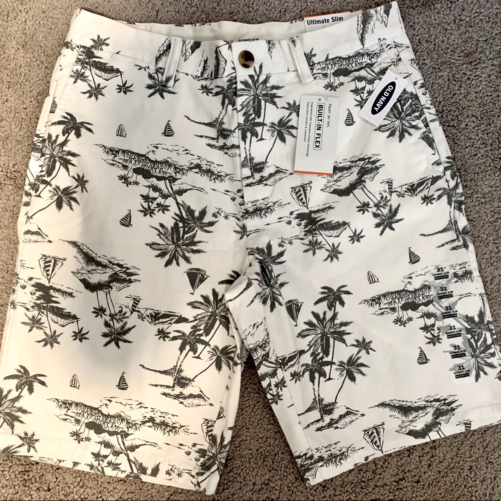 Men’s Old Navy Ultimate Slim Shorts